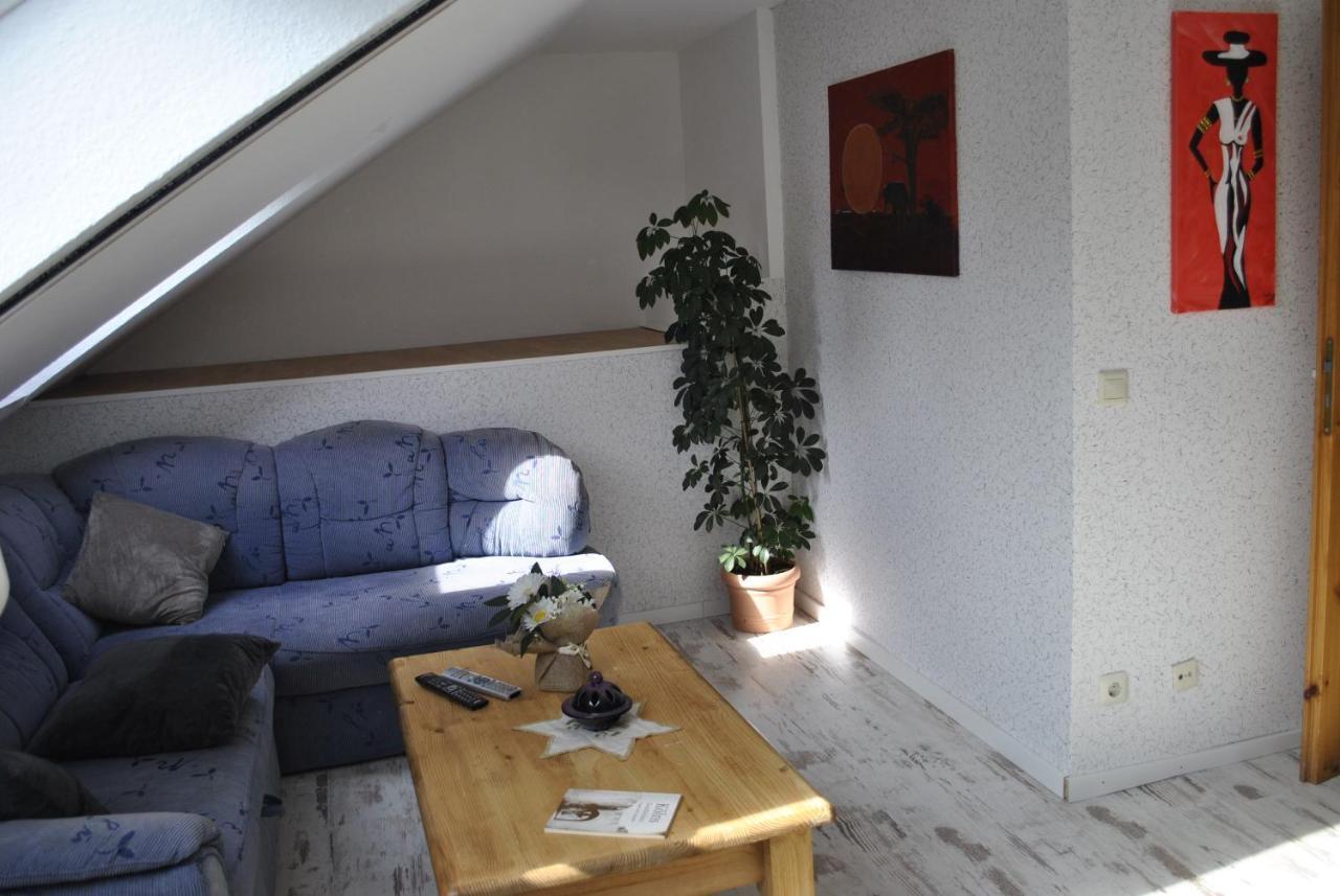 Gemuetliche Zimmer Im Einfamilienhaus Köln Dış mekan fotoğraf