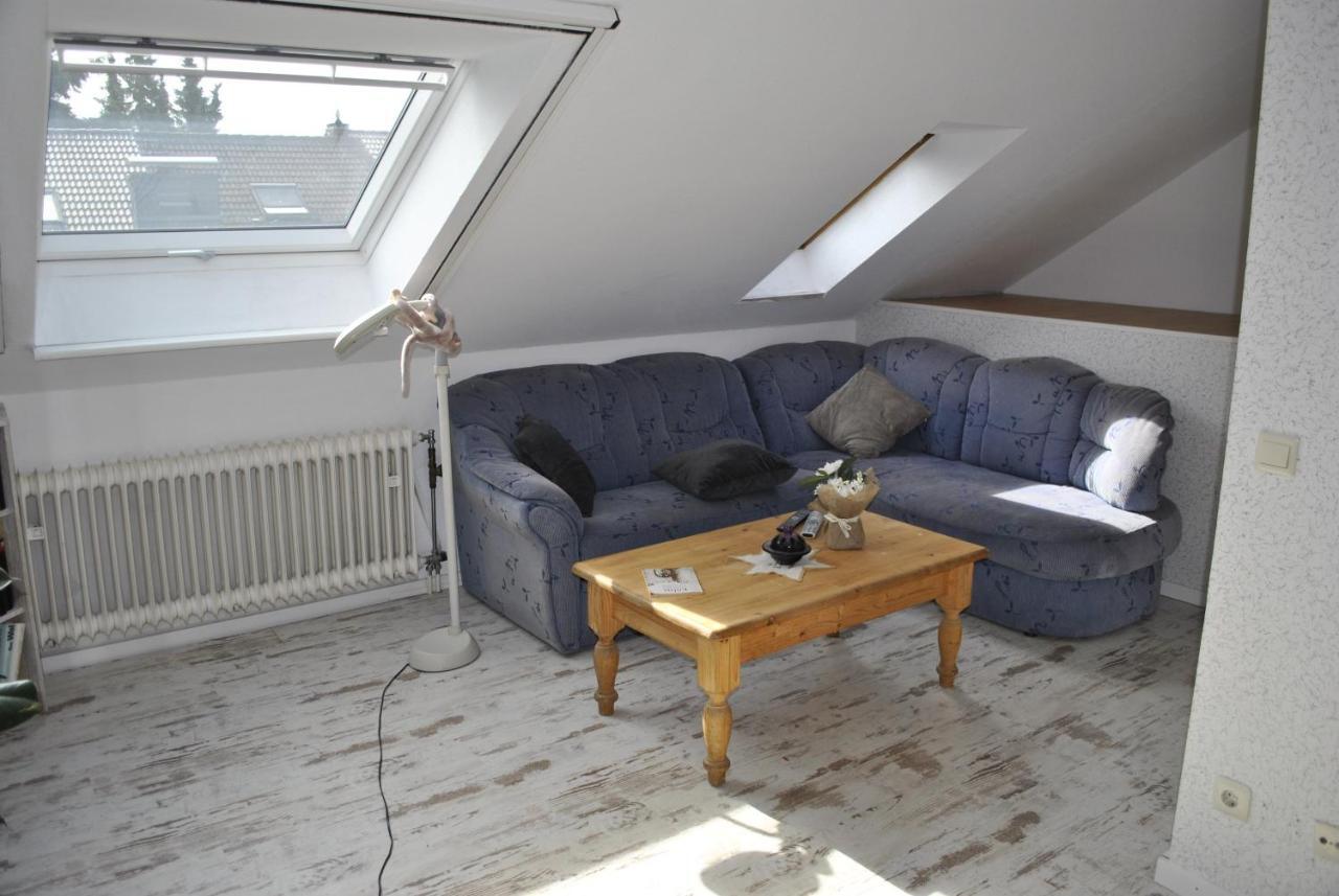 Gemuetliche Zimmer Im Einfamilienhaus Köln Dış mekan fotoğraf