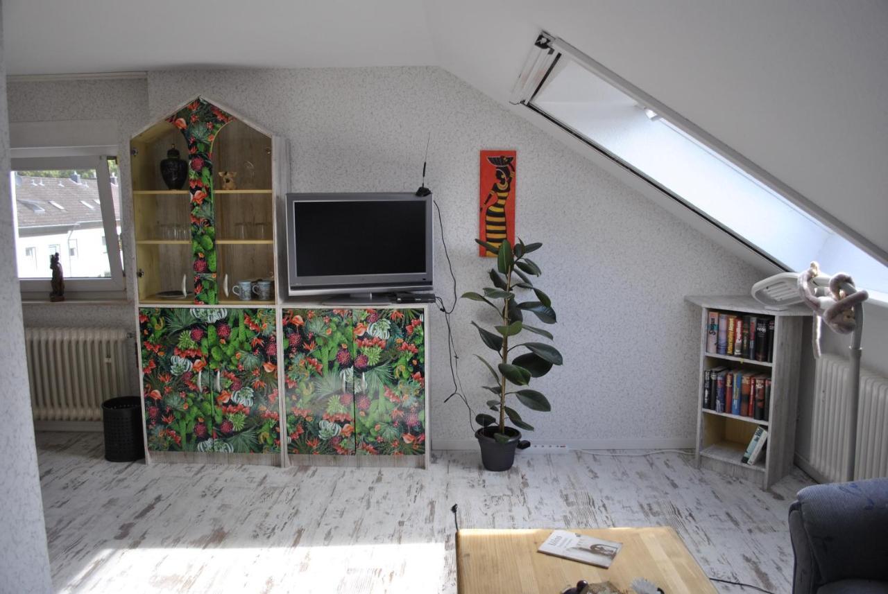 Gemuetliche Zimmer Im Einfamilienhaus Köln Dış mekan fotoğraf